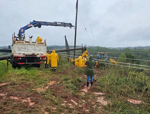 Misiones: debido al temporal en Andresito el servicio eléctrico fue&nbsp;dañado