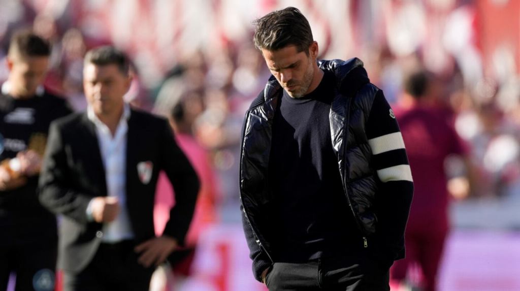 Tras la caída ante River, Riquelme decidió la salida de Gago como técnico de&nbsp;Boca