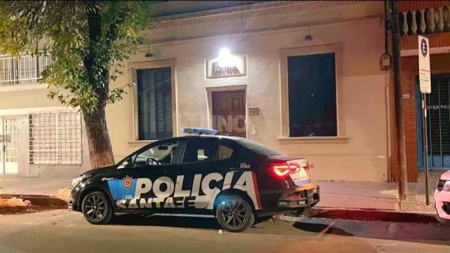 Brutal crimen en Santa Fe: lo mataron a golpes y puñaladas en su&nbsp;peluquería