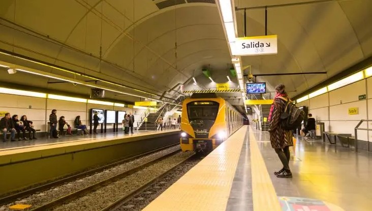 Subte: incendio menor en una toma de aire de Once, sin interrupciones