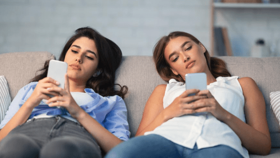 Nativos digitales: preocupa la pérdida del contacto visual entre los más&nbsp;jóvenes