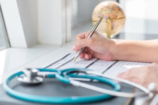 Salud dio de baja la habilitación de Plus Dental y abrió una investigación 