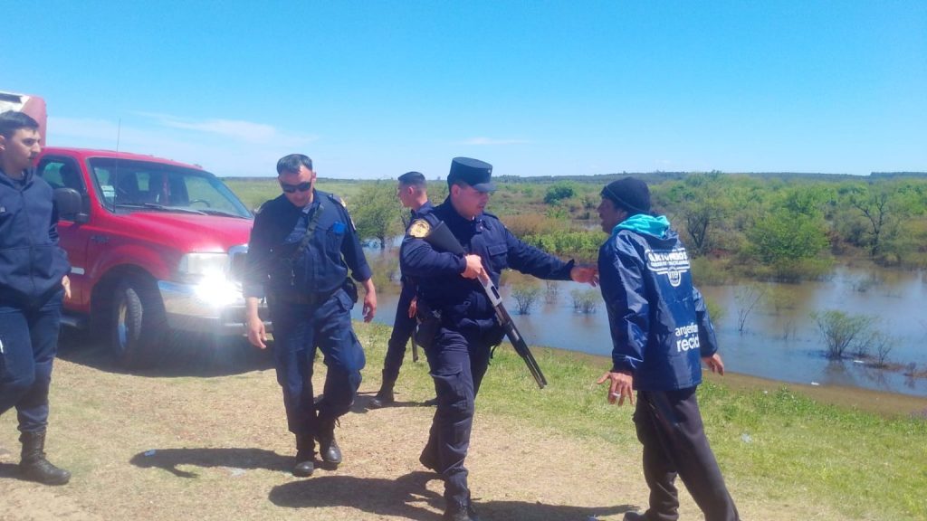 Denuncian que la Policía disparó balas de goma contra carreros durante un operativo municipal